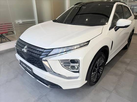 MITSUBISHI ECLIPSE CROSS 1.5 MIVEC TURBO GASOLINA HPE-S S-AWC CVT MITSUBISHI ECLIPSE CROSS 1.5 MIVEC TURBO GASOLINA HPE-S S-AWC CVT